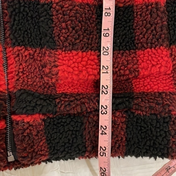 Elodie Faux Sherpa Jacket - Picture 8 of 12